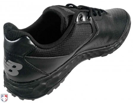 New Balance Referee And Umpire Shoes New Balance V3 All-Black Low-Cut Umpire Base Shoes - Image 5
